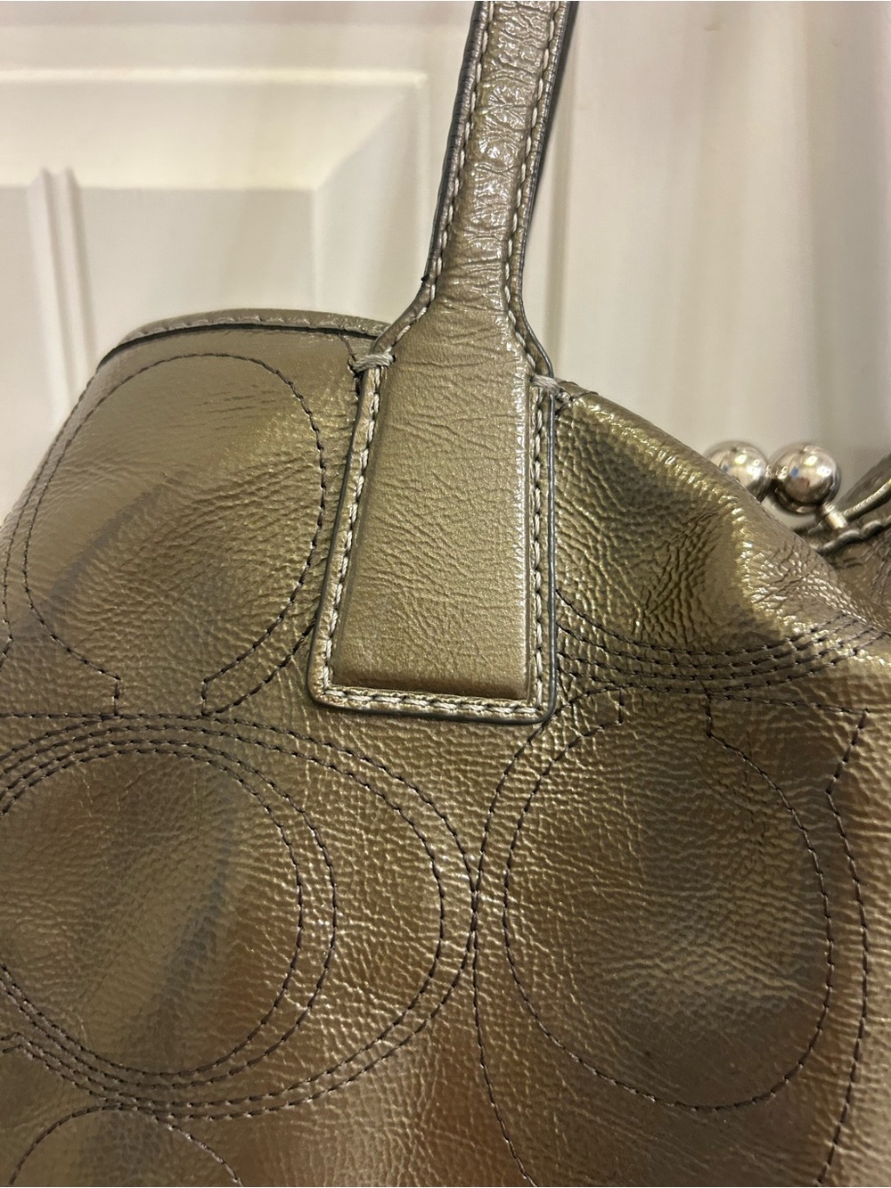 Coach Signature C Stitch Patent Leather Kisslock Satchel Tote Metallic Olive - Picture 9 of 16